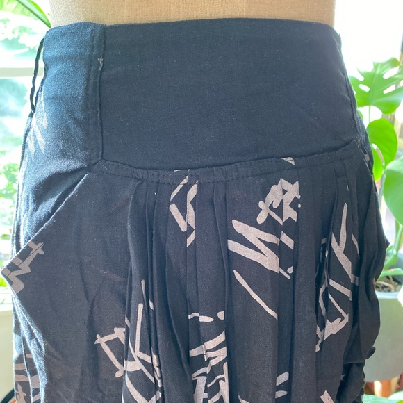 Skirt - elastic back with pockets and retro design - Picture 2 of 7